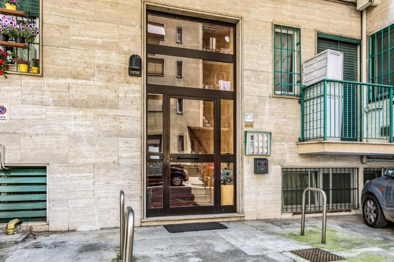 Travel Inside Srl - Ripa 127 Apartment Navigli Milán Exterior foto